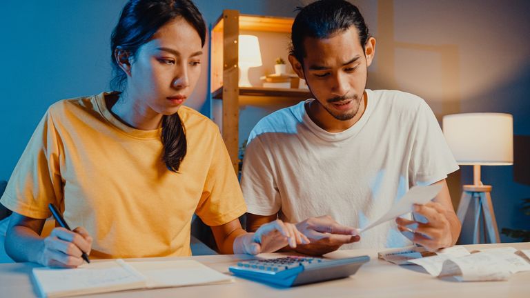 MoneyX blog — Malaysia Income Tax 2025: Key Changes, Deadlines and Top Tips